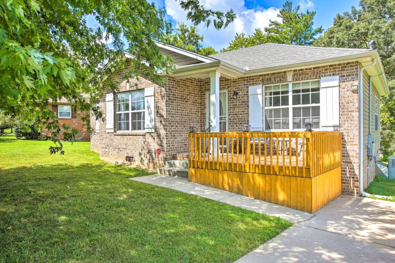 Charming Springfield Escape With Furnished Deck Villa Exterior photo